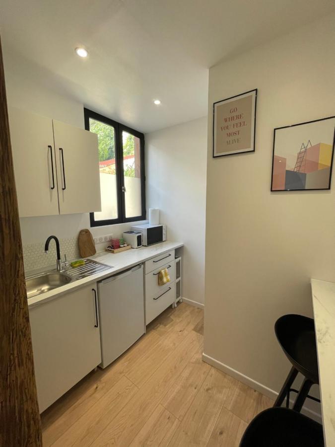 Magnifique Studio Cosy Avec Terrasse En Centre-Ville Provins Exteriér fotografie